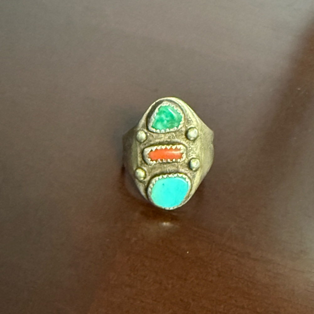 Vintage Men’s Sterling Silver Adjustable Ring Turquoise, Coral, stones. Stamped